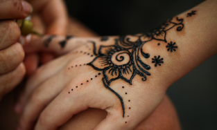 Atul Mehendi Artist